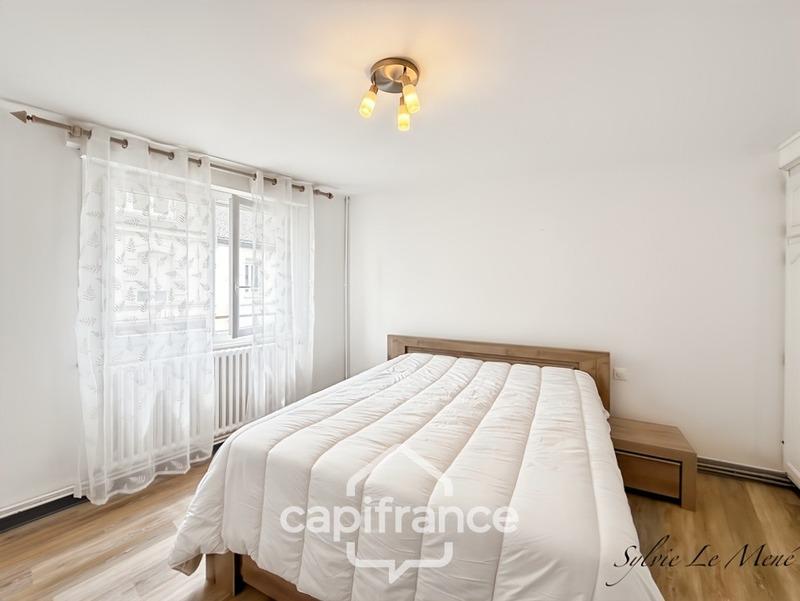 Appartement - 144 m² - 6 pièces