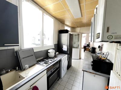 Maison - 92 m² - 4 pièces
