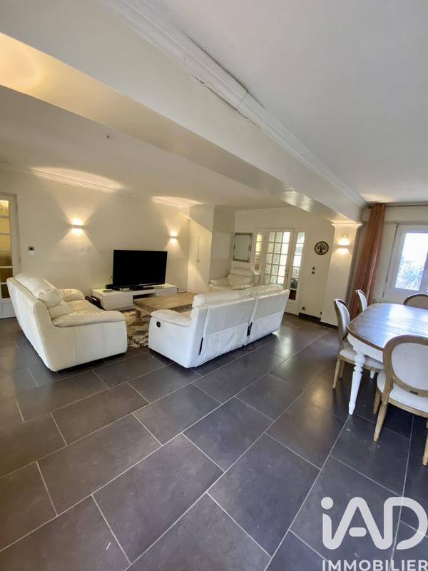 Maison - 140 m² - 6 pièces