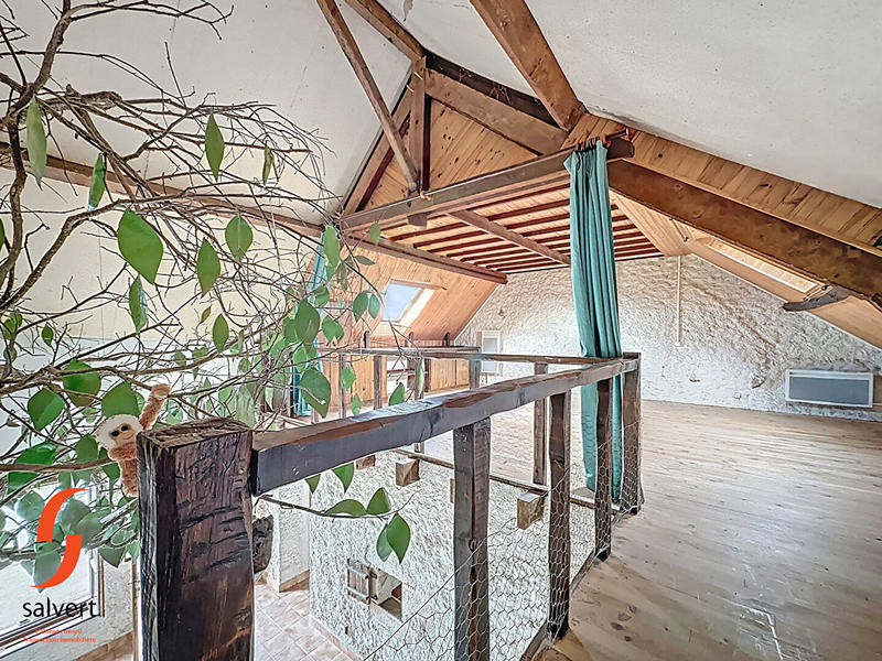 Maison - 80 m² - 2 pièces