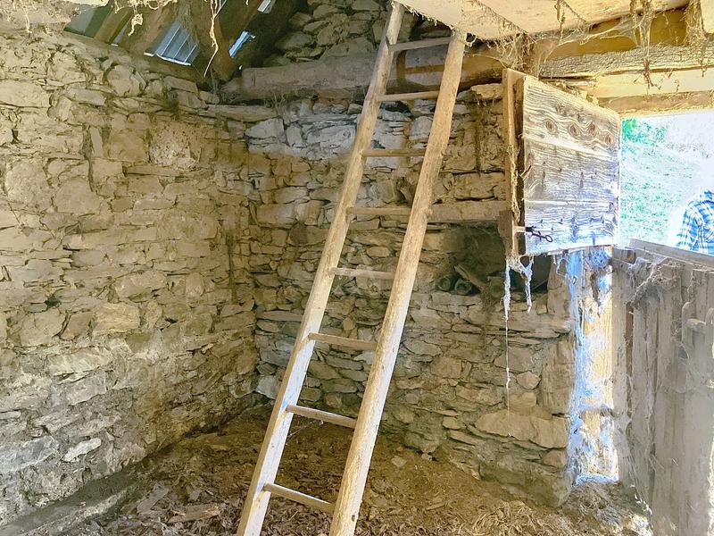 Grange - 120 m² - 2 pièces