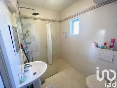 Maison - 221 m² - 6 pièces