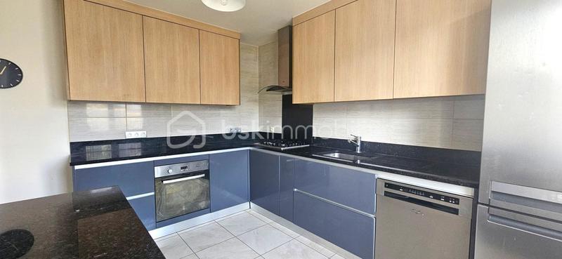 Maison - 128 m² - 7 pièces