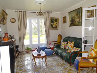 Maison - 140 m² - 6 pièces