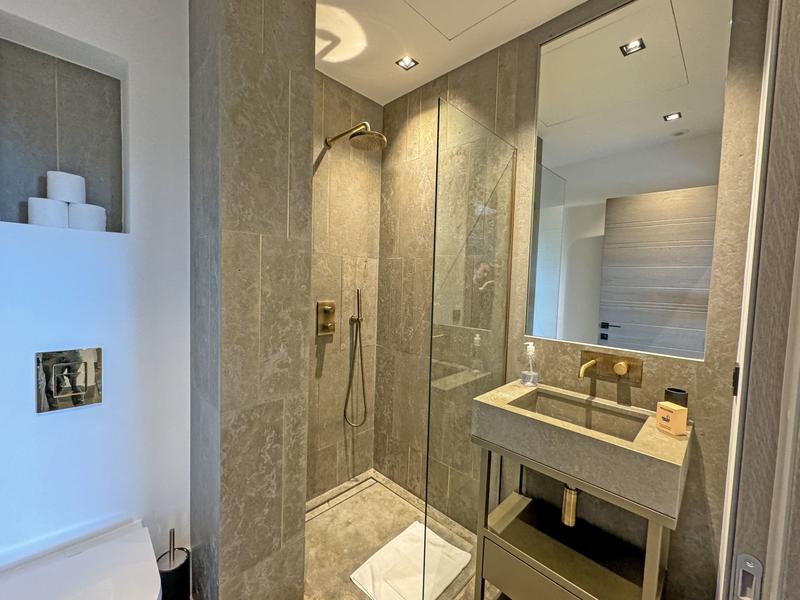 Villa - 220 m² - 6 pièces