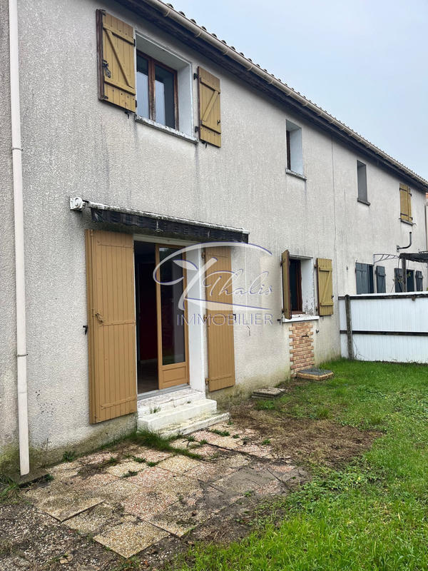 Maison traditionnelle - 171 m² - 8 pièces