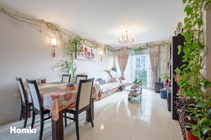 Appartement - 86 m² - 4 pièces