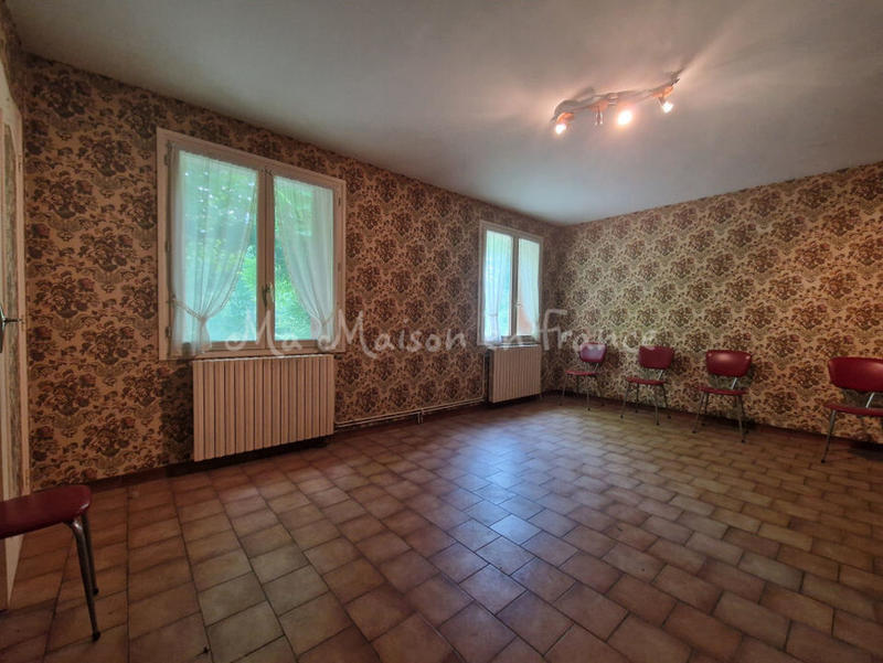 Maison - 89 m² - 6 pièces