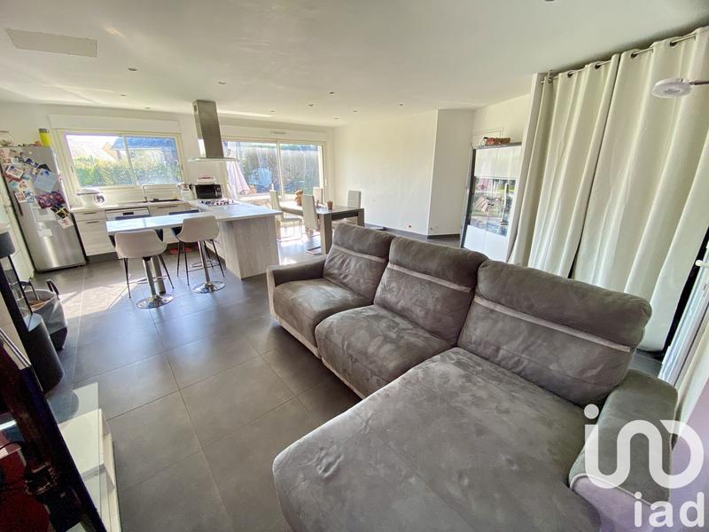 Maison - 98 m² - 5 pièces