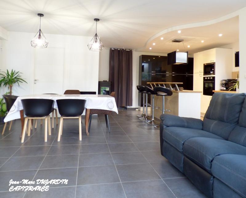 Maison - 170 m² - 8 pièces