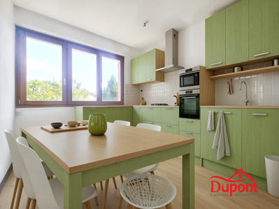 Maison - 90 m² - 4 pièces