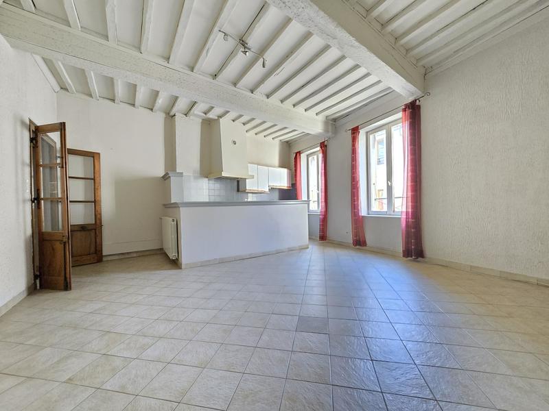 Appartement - 85 m² - 3 pièces