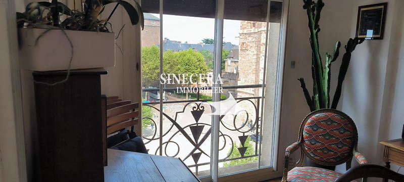 Appartement - 122 m² - 3 pièces