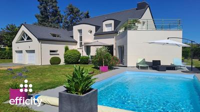 Maison - 181 m² - 9 pièces