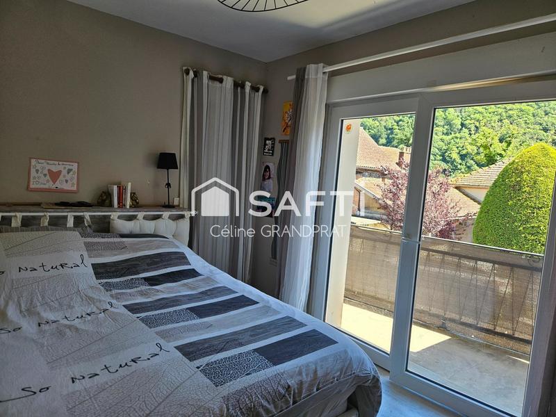 Maison - 155 m² - 7 pièces