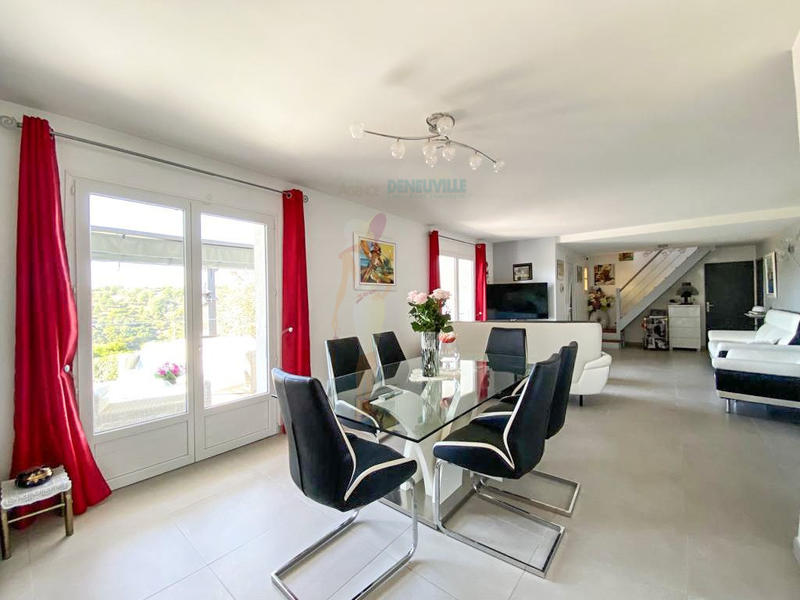Villa - 185 m² - 6 pièces