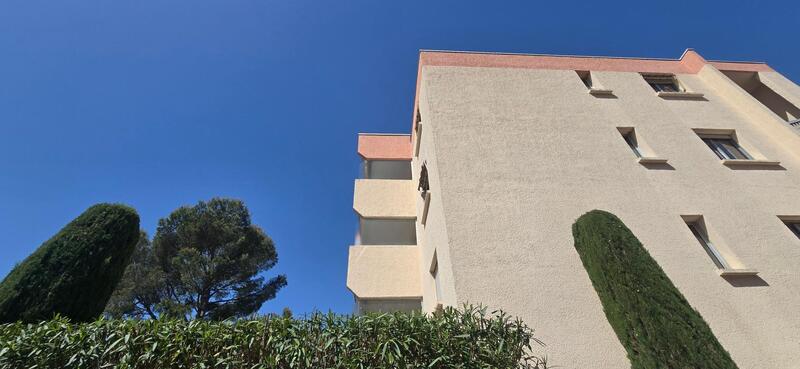 Appartement - 79 m² - 3 pièces