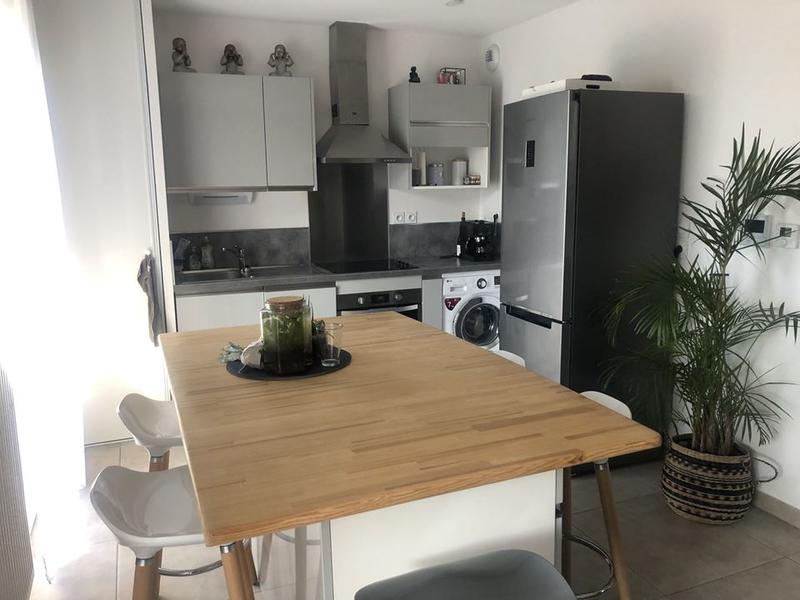 Maison traditionnelle - 80 m² - 4 pièces