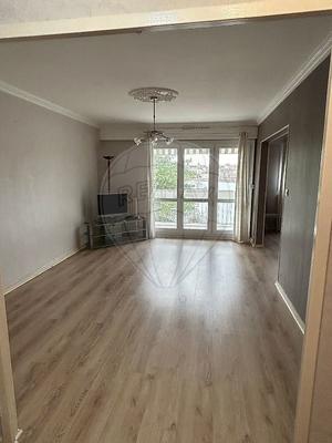 Appartement - 76 m² - 4 pièces