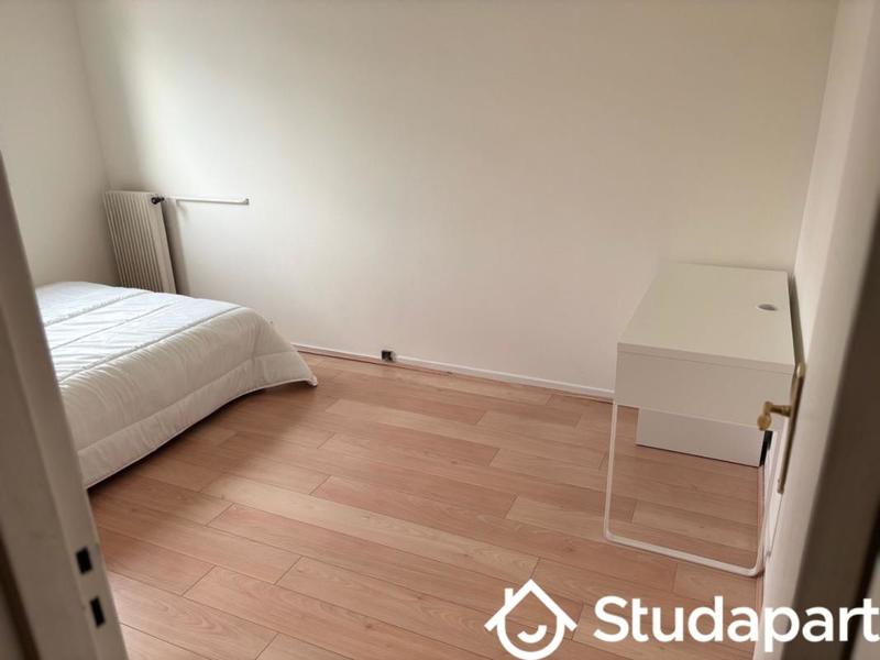 Chambre - 15 m² - 1 pièce