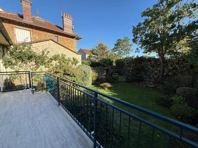 Maison - 160 m² - 7 pièces