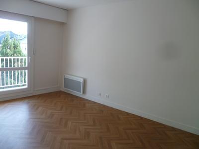 Appartement - 81 m² - 3 pièces