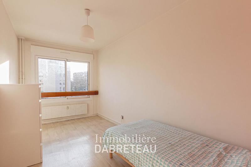Appartement - 106 m² - 4 pièces