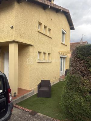 Maison traditionnelle - 100 m² - 6 pièces