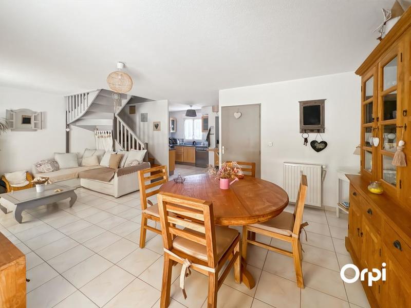 Maison de village - 84 m² - 4 pièces