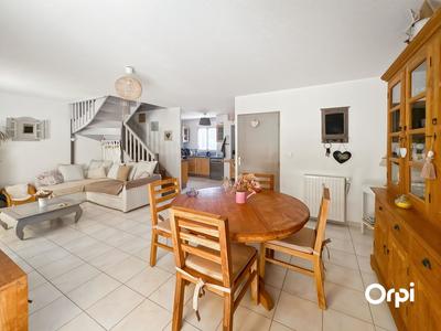 Maison de village - 84 m² - 4 pièces