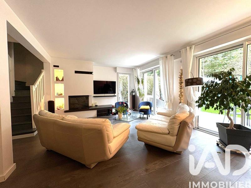 Maison - 178 m² - 7 pièces