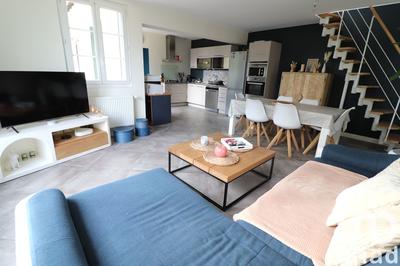 Maison - 84 m² - 4 pièces