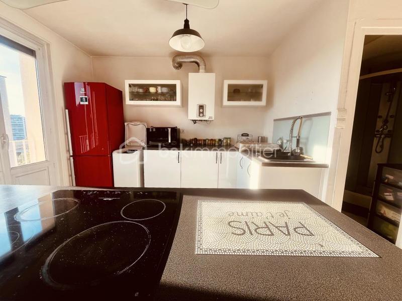 Appartement - 65 m² - 3 pièces