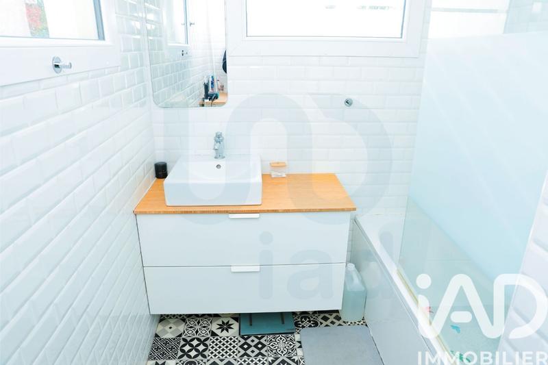 Maison - 121 m² - 5 pièces