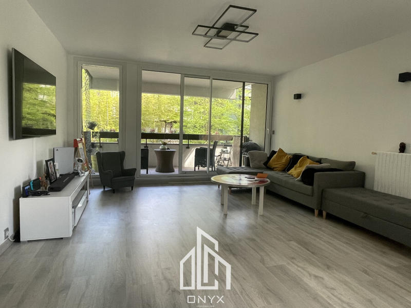 Appartement - 80 m² - 4 pièces