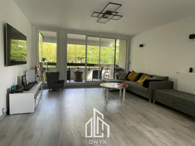 Appartement - 80 m² - 4 pièces