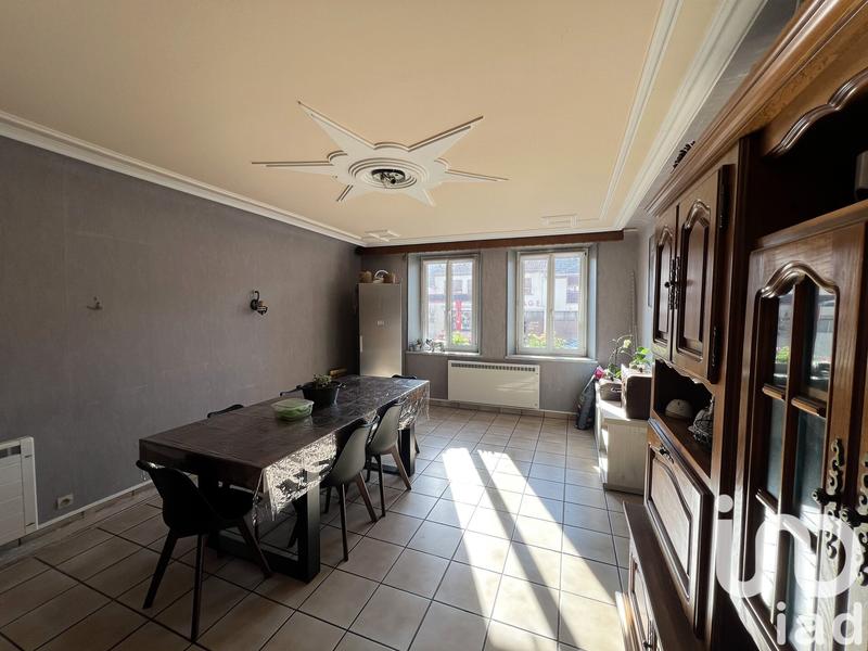 Maison - 186 m² - 7 pièces