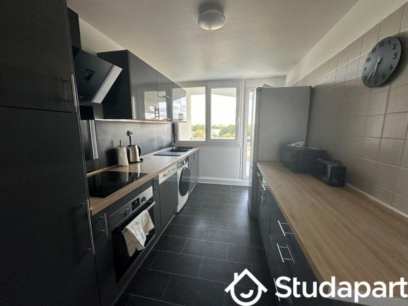 Chambre - 9 m² - 1 pièce