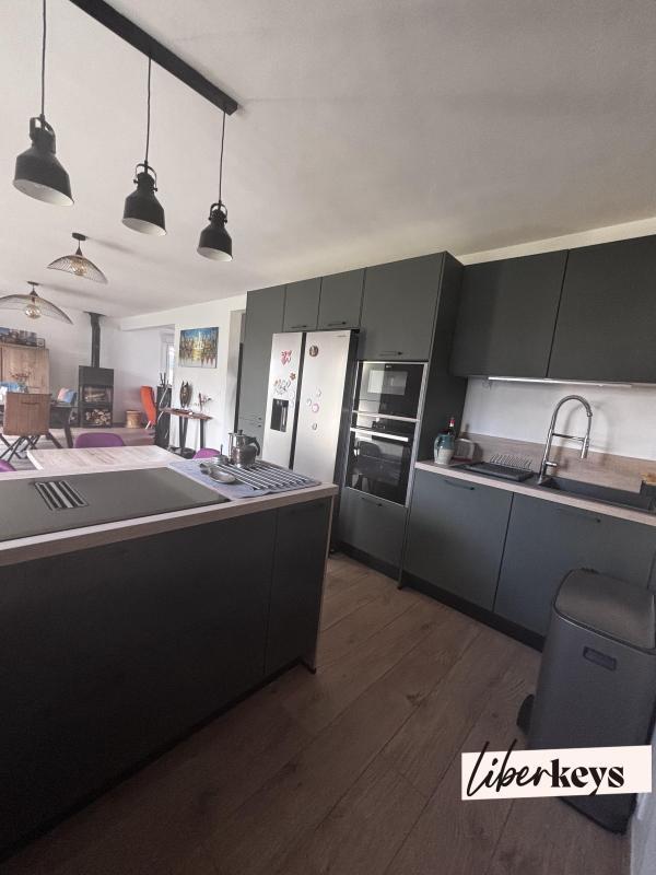 Maison - 118 m² - 6 pièces