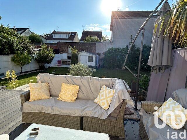 Maison - 121 m² - 5 pièces