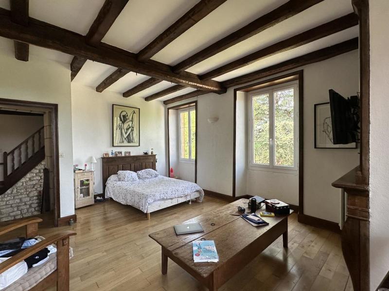 Maison de maîtres - 415 m² - 10 pièces