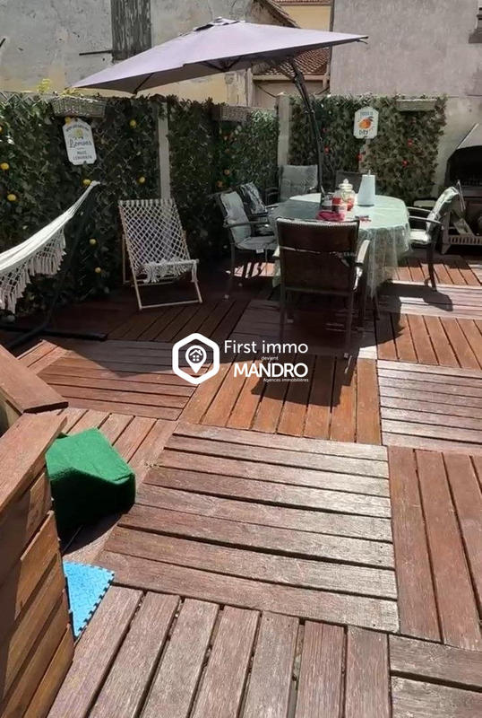 Maison - 166 m² - 8 pièces