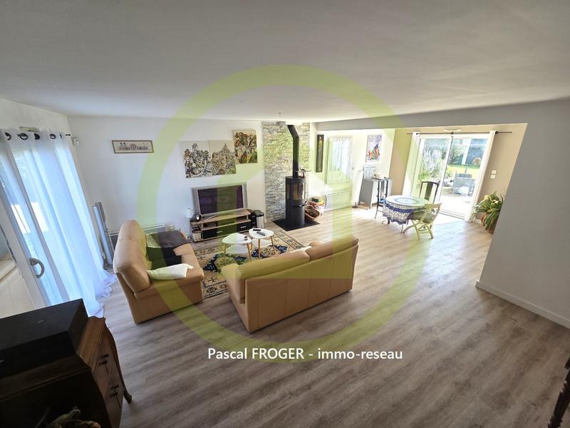 Maison - 137 m² - 7 pièces