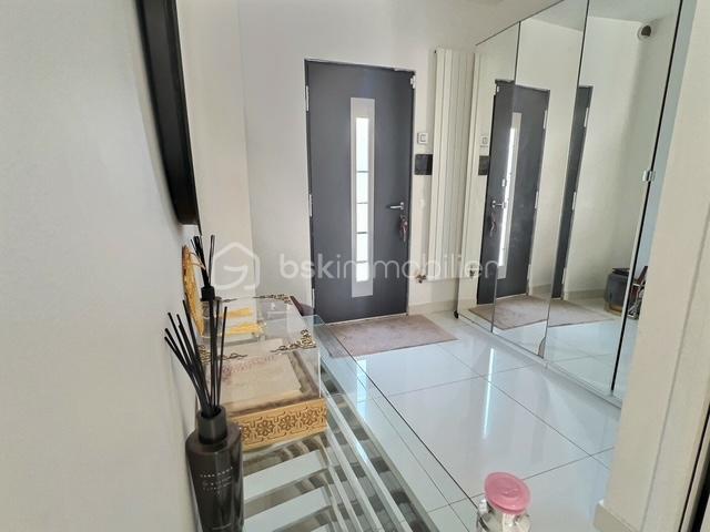 Demeure - 147 m² - 5 pièces