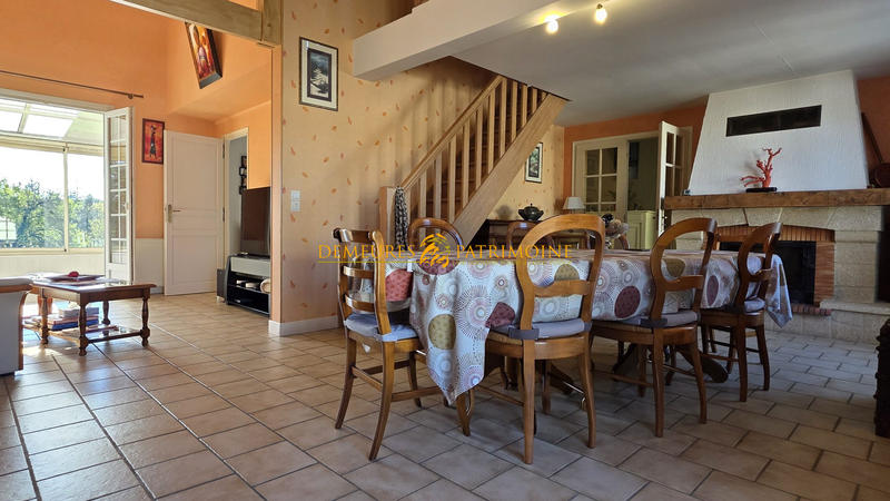 Maison - 175 m² - 6 pièces