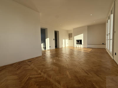 Appartement - 97 m² - 5 pièces