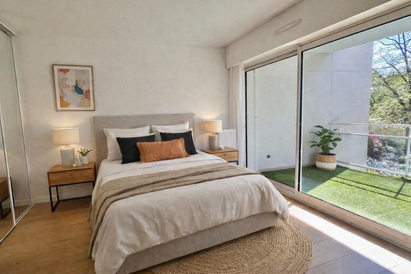 Appartement - 166 m² - 7 pièces