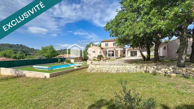 Maison - 164 m² - 8 pièces