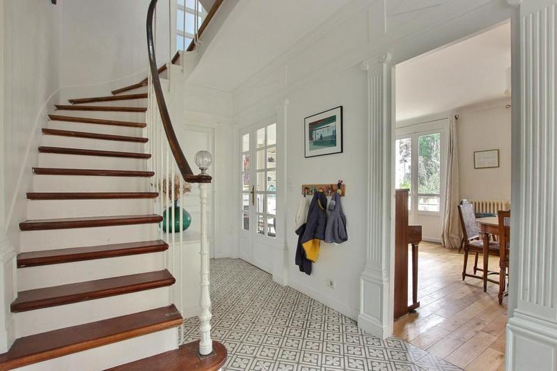 Maison bourgeoise - 253 m² - 9 pièces