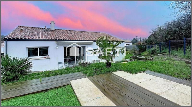 Maison - 92 m² - 5 pièces